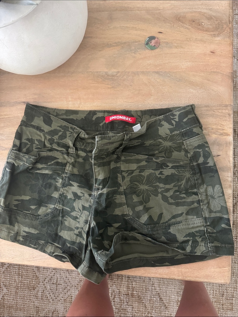 UNIONBAY Olive Green Camo Floral Cargo Shorts